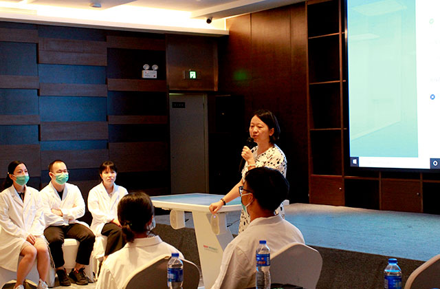 Workshop 2 by Professor Ji Lily from Zhongshan Hospital affiliated to Fudan University at Body Interact Chinese Community meeting